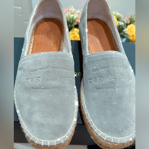 Espadrilles - Picture 3 of 5